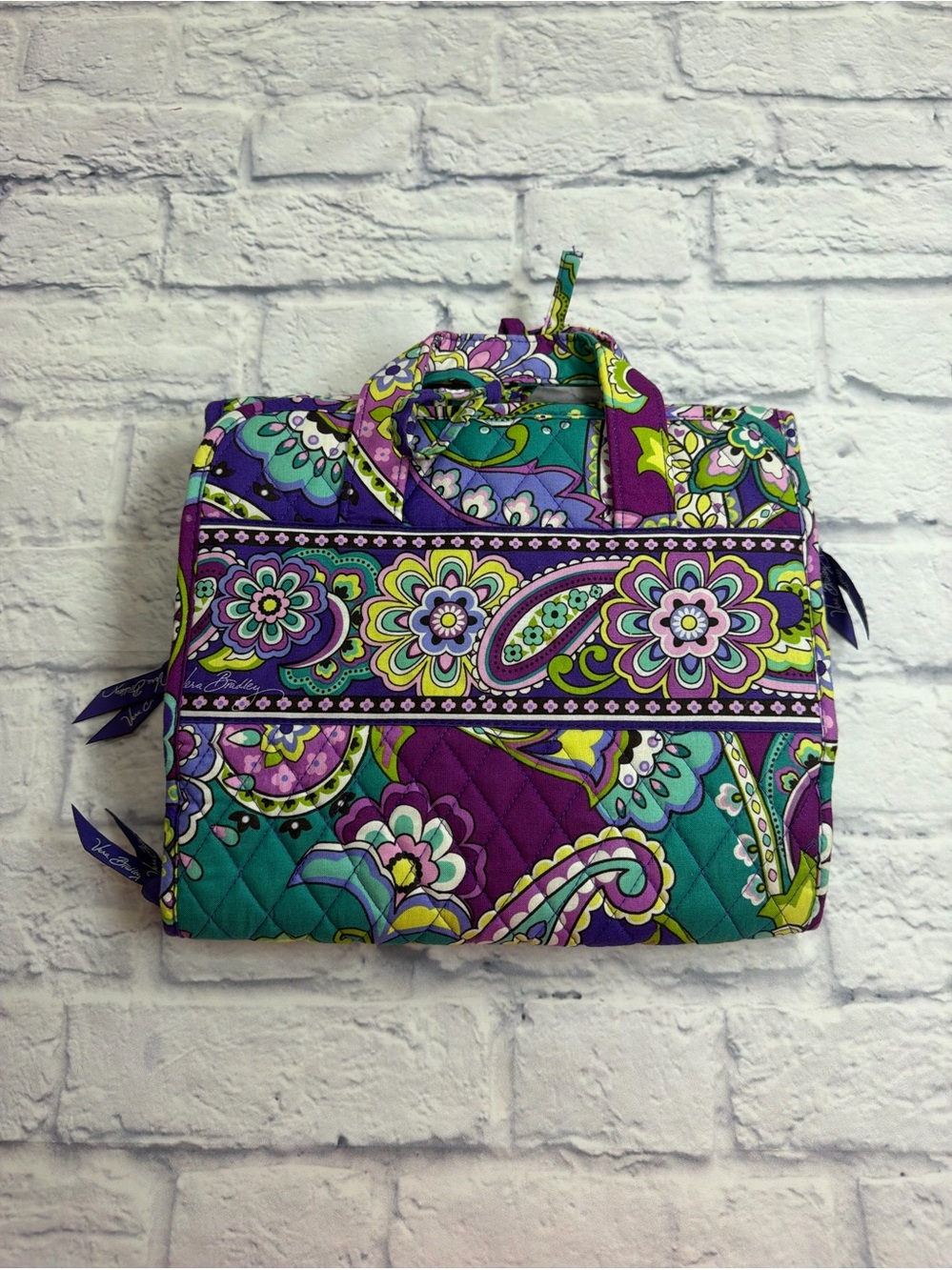 NWOT Retired Vera Bradley “Heather” Hanging Travel Organizer.
